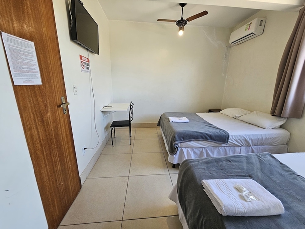 Imagen de la habitación del Hotel Polastrelli. Foto 16