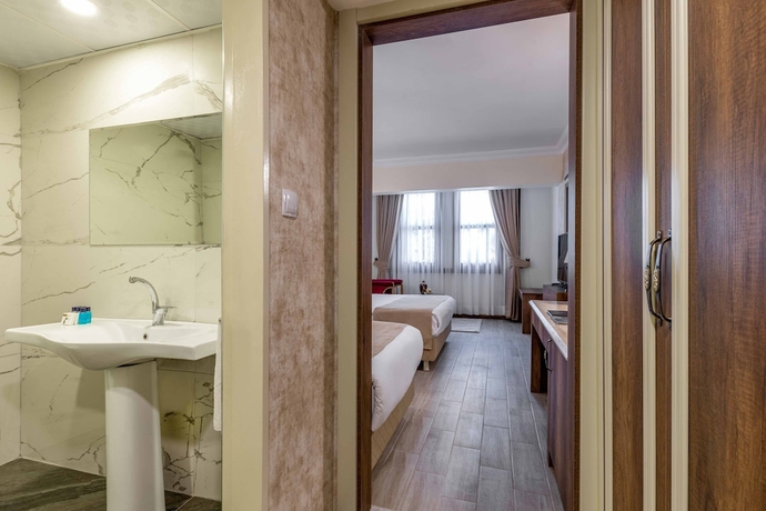 Imagen de la habitación del Hotel Polat Thermal. Foto 2