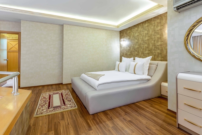 Imagen de la habitación del Hotel Polat Thermal. Foto 7