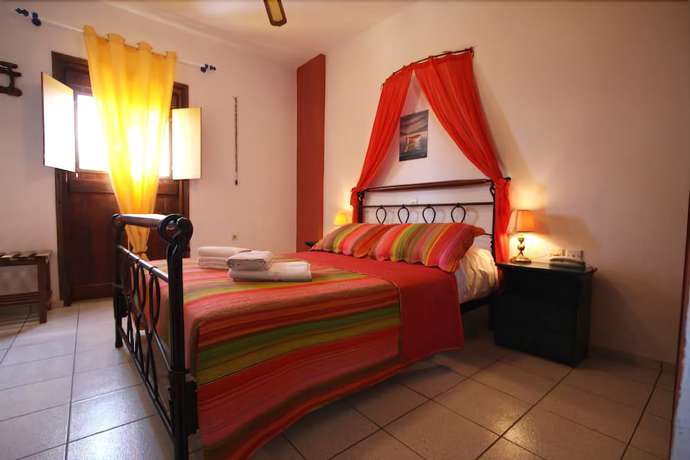 Imagen de la habitación del Hotel Polikandia. Foto 2