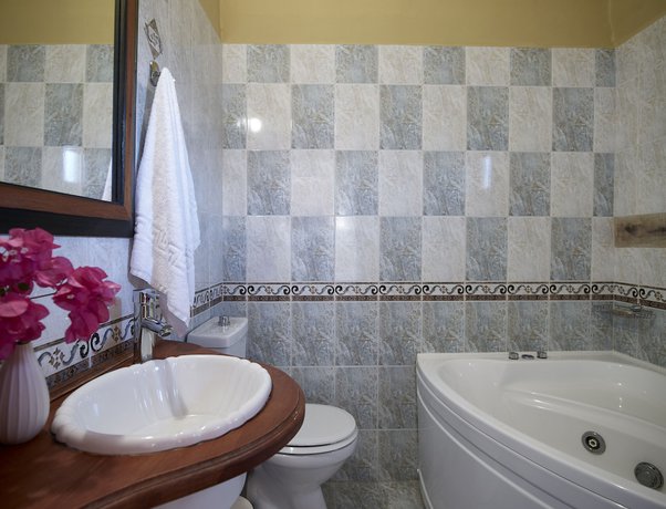 Imagen de la habitación del Hotel Polikandia. Foto 12