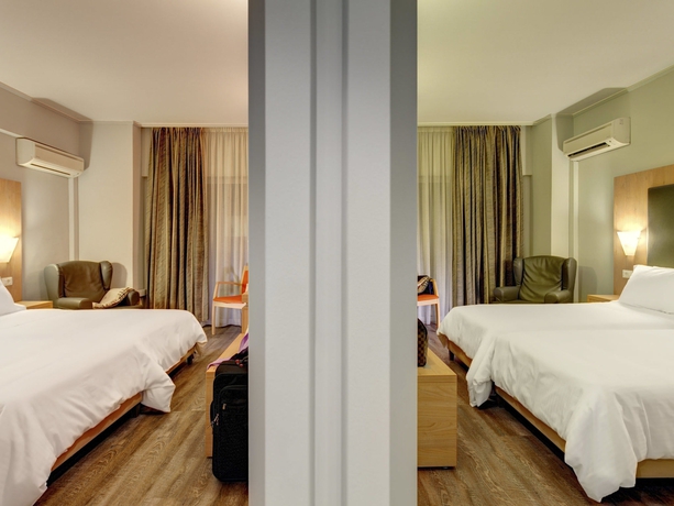 Imagen de la habitación del Hotel Polis Grand. Foto 6