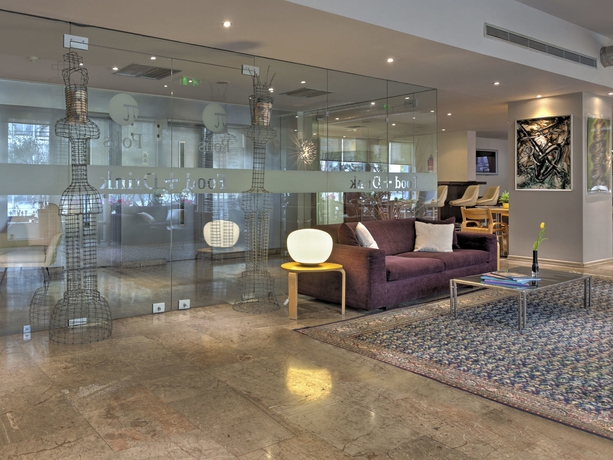 Imagen de los interiores del Hotel Polis Grand. Foto 12
