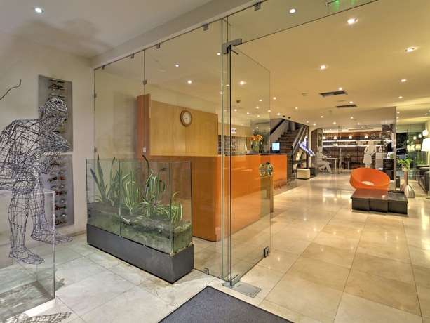 Imagen de los interiores del Hotel Polis Grand. Foto 13