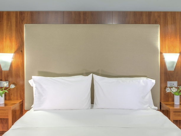 Imagen de la habitación del Hotel Polis Grand. Foto 11