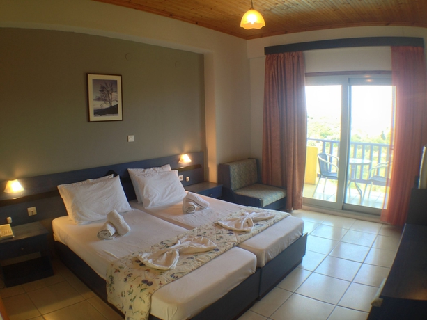 Imagen de la habitación del Hotel Politia. Foto 9