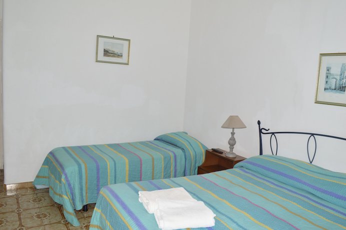 Imagen de la habitación del Hotel Polito. Foto 12