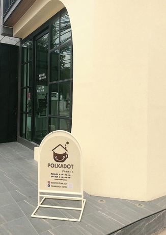 Imagen de los interiores del Hotel Polkadot CafeandHotel. Foto 10