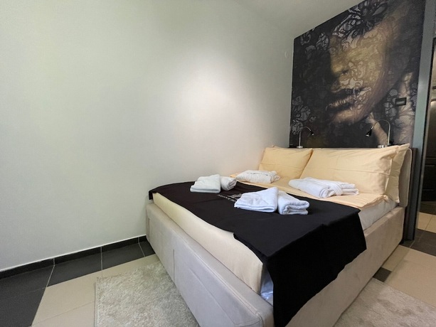 Imagen de la habitación del Hotel Pollock. Foto 19