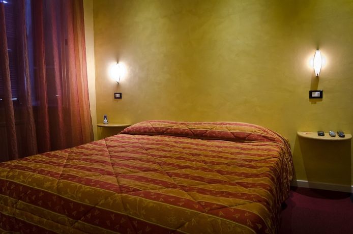 Imagen de la habitación del Hotel Pollon Inn Sanremo. Foto 5