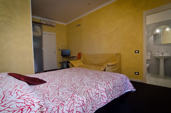 Imagen de la habitación del Hotel Pollon Inn Sanremo. Foto 6