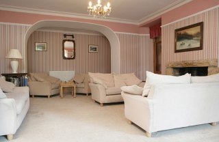 Imagen de los interiores del Hotel Polmaily House. Foto 7