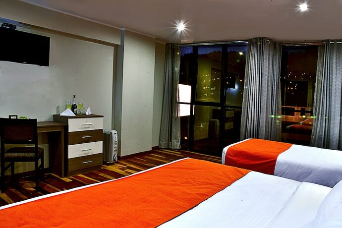 Imagen de la habitación del Hotel Polo Corporativo San Sebastian. Foto 14