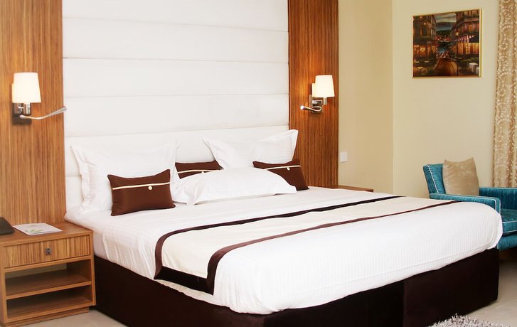 Imagen de la habitación del Hotel Polo Court. Foto 7