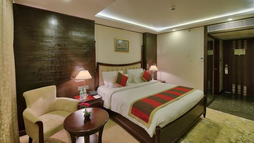 Imagen de la habitación del Hotel Polo Inn and Suites. Foto 9