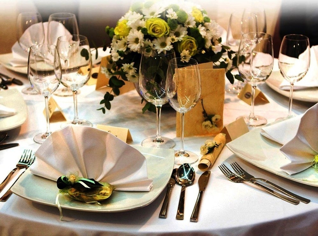 Imagen del bar/restaurante del Hotel Polo Nautico. Foto 3