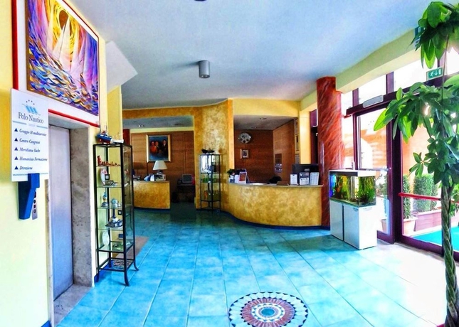 Imagen de los interiores del Hotel Polo Nautico. Foto 7