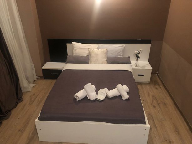 Imagen de la habitación del Hotel Polo, Tbilisi. Foto 17