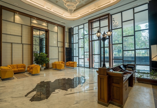 Imagen de los interiores del Hotel Polo Tower Agartala. Foto 14