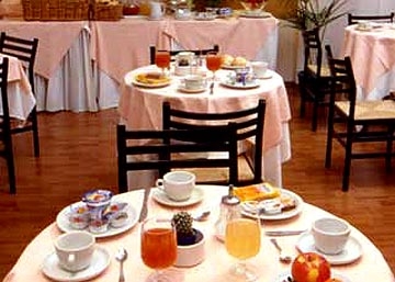 Imagen de los interiores del Hotel Polo, Vimercate. Foto 9