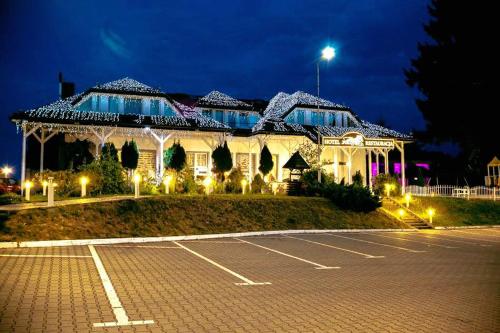 Imagen general del Hotel Polonez, Rymań. Foto 1