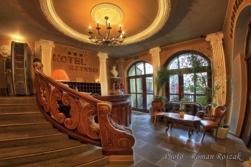 Imagen general del Hotel Polonia, Ostrów Wielkopolski. Foto 1