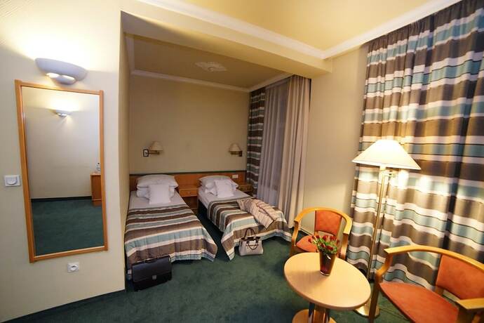 Imagen de la habitación del Hotel Polonia Racib&oacute;rz. Foto 17