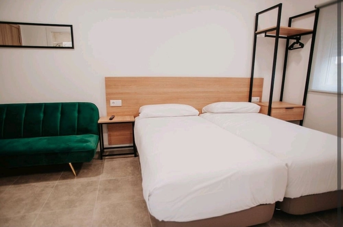 Imagen de la habitación del Hotel Polorooms Vara. Foto 5