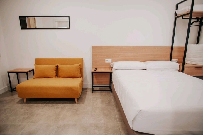 Imagen de la habitación del Hotel Polorooms Vara. Foto 7