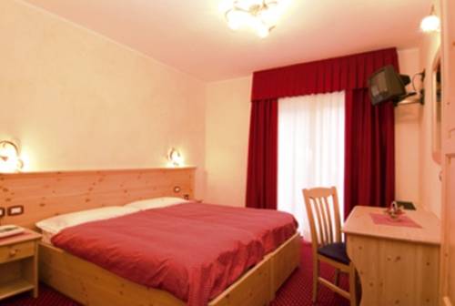 Imagen de la habitación del Hotel Polsa. Foto 3