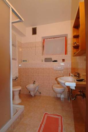Imagen de la habitación del Hotel Polsa. Foto 4