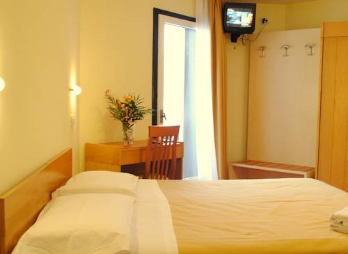 Imagen de la habitación del Hotel Polsa. Foto 5