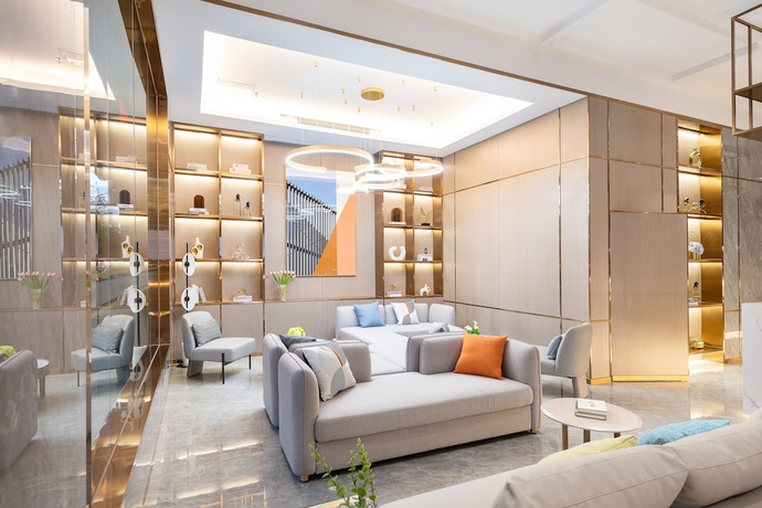 Imagen de los interiores del Hotel Poltton International. Foto 14