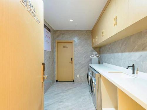 Imagen general del Hotel Poltton International Guangzhou Panyu Nancun Branch. Foto 1