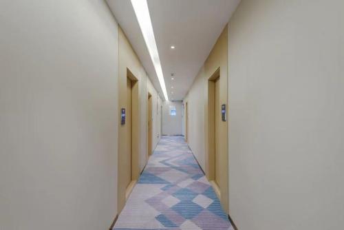 Imagen general del Hotel Poltton International Guangzhou Panyu Nancun Branch. Foto 3