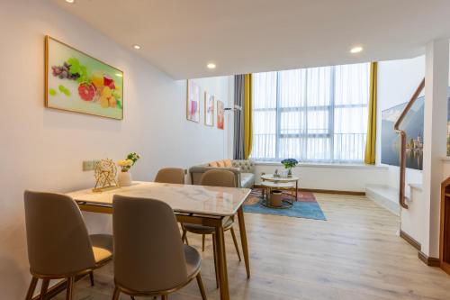Imagen general del Hotel Poltton International Service Apartments - Zhuhai Gongbei Port Fuhuali. Foto 3