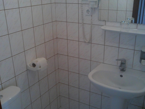 Imagen de la habitación del Hotel Polus. Foto 7