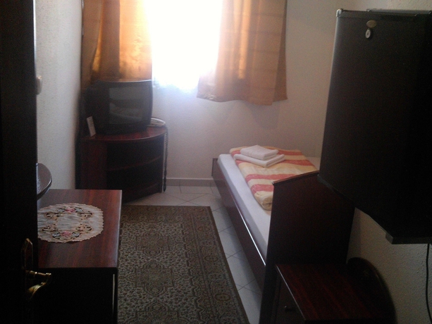 Imagen de la habitación del Hotel Polus. Foto 8