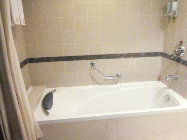 Imagen de la habitación del Hotel Poly, Guangzhou. Foto 3