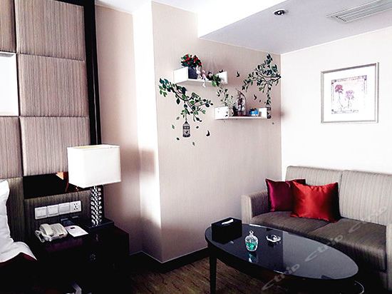 Imagen general del Hotel Poly, Wuchang. Foto 11