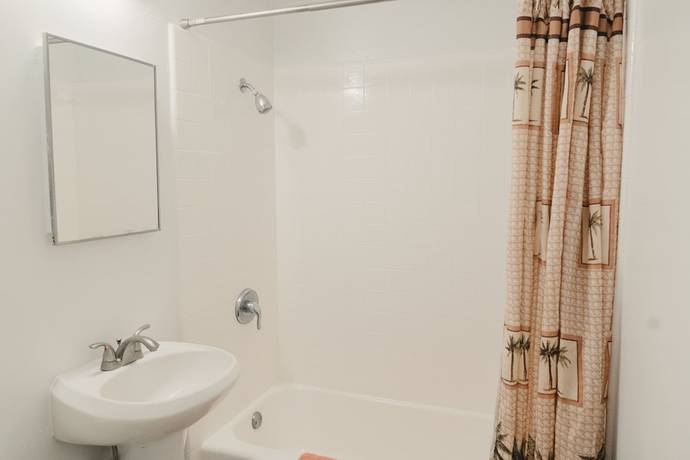 Imagen de la habitación del Hotel Polynesian Beach Club Hostel. Foto 12