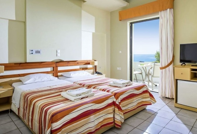 Imagen de la habitación del Hotel Polyrizos. Foto 20