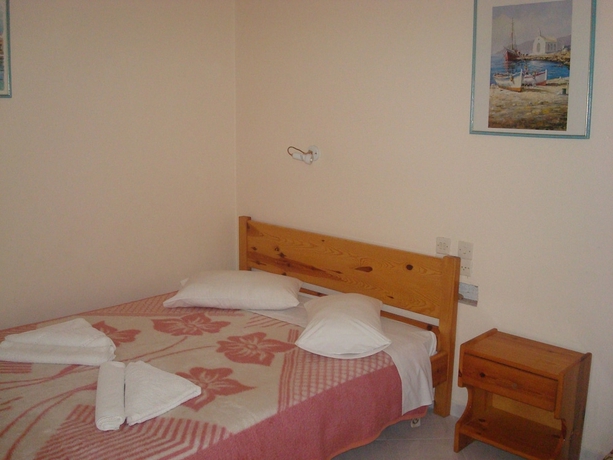 Imagen de la habitación del Hotel Polyxenis Rooms. Foto 12