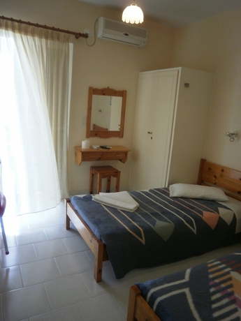 Imagen de la habitación del Hotel Polyxenis Rooms. Foto 17
