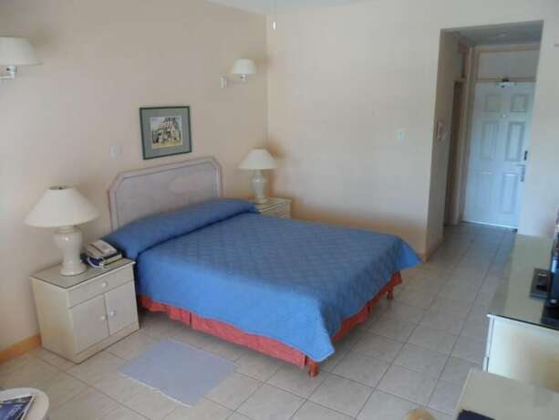 Imagen de la habitación del Hotel PomMarine. Foto 20