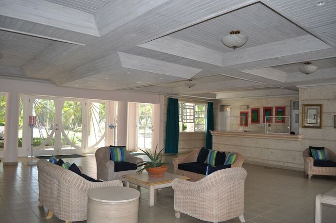 Imagen general del Hotel PomMarine. Foto 12