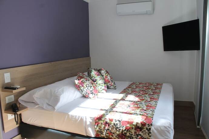 Imagen general del Hotel Poma - Rosa. Foto 8