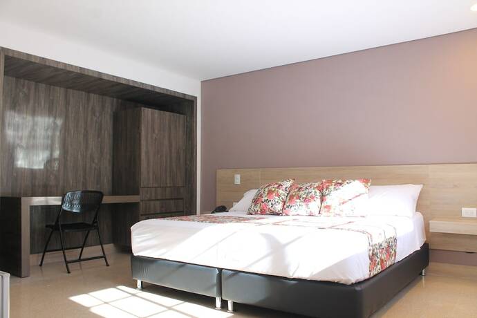 Imagen de la habitación del Hotel Poma - Rosa. Foto 20