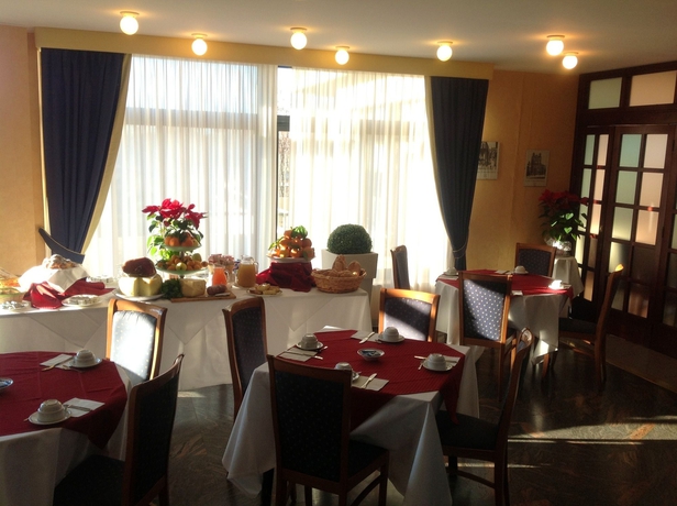 Imagen de los interiores del Hotel Pomara. Foto 6