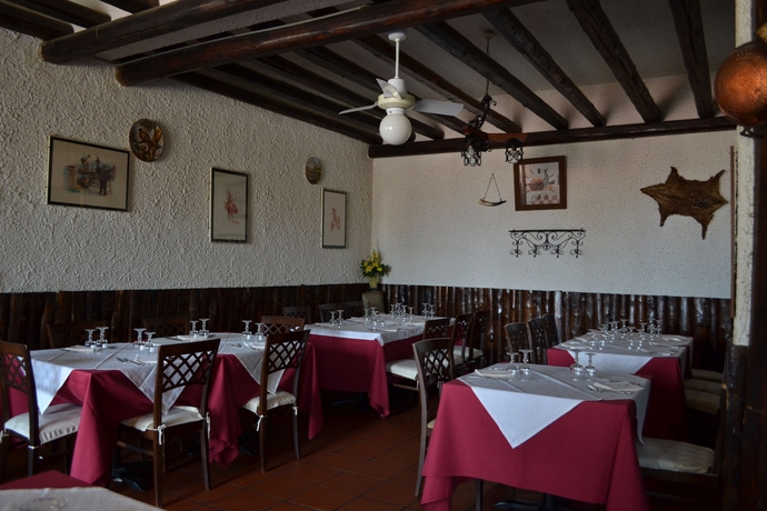 Imagen del bar/restaurante del Hotel Pomara. Foto 3